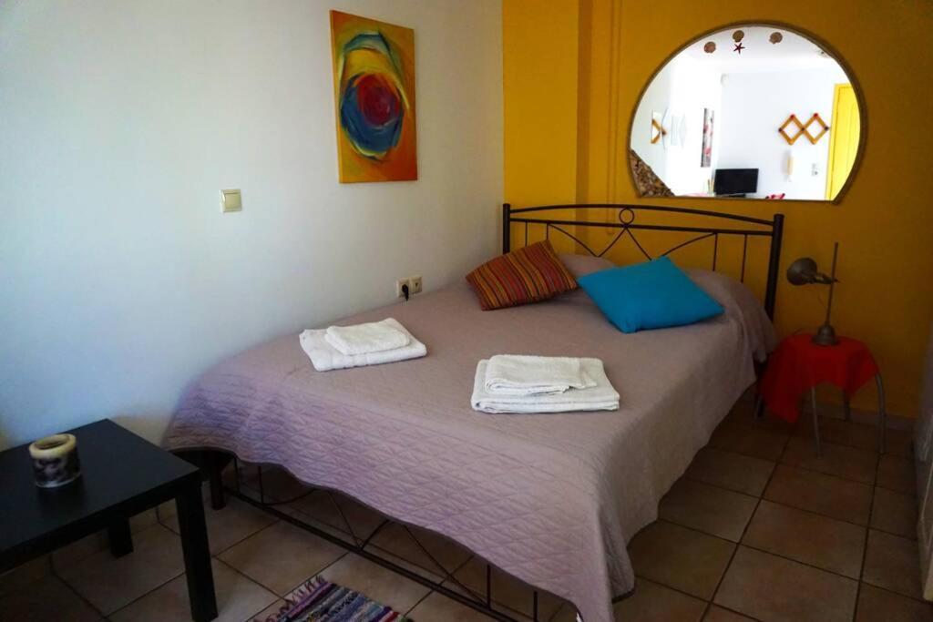Cosy Guest House With Private Yard Saronida Exterior foto
